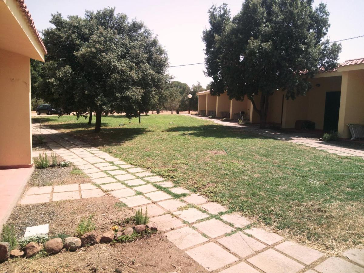 Nuraghe Ruiu Camping & Bungalow Norbello Kültér fotó