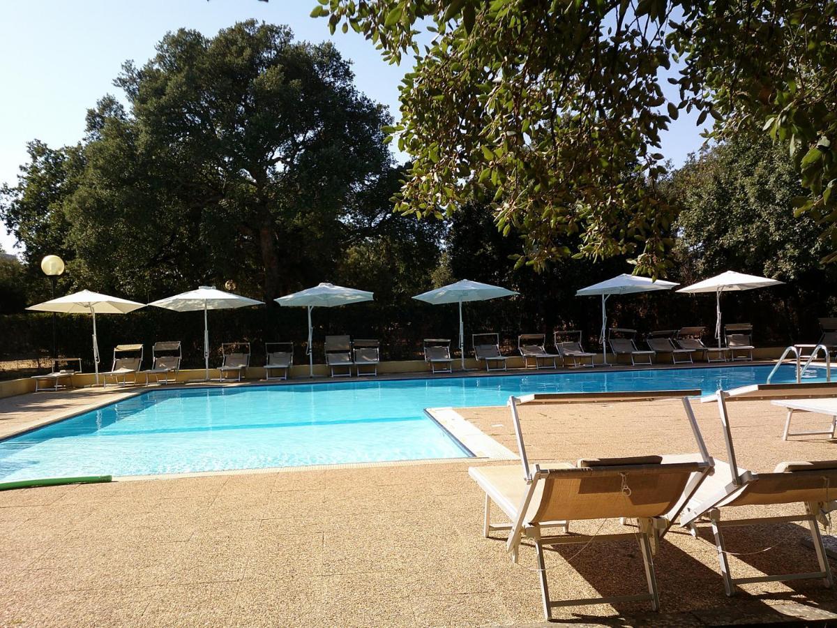 Nuraghe Ruiu Camping & Bungalow Norbello Kültér fotó