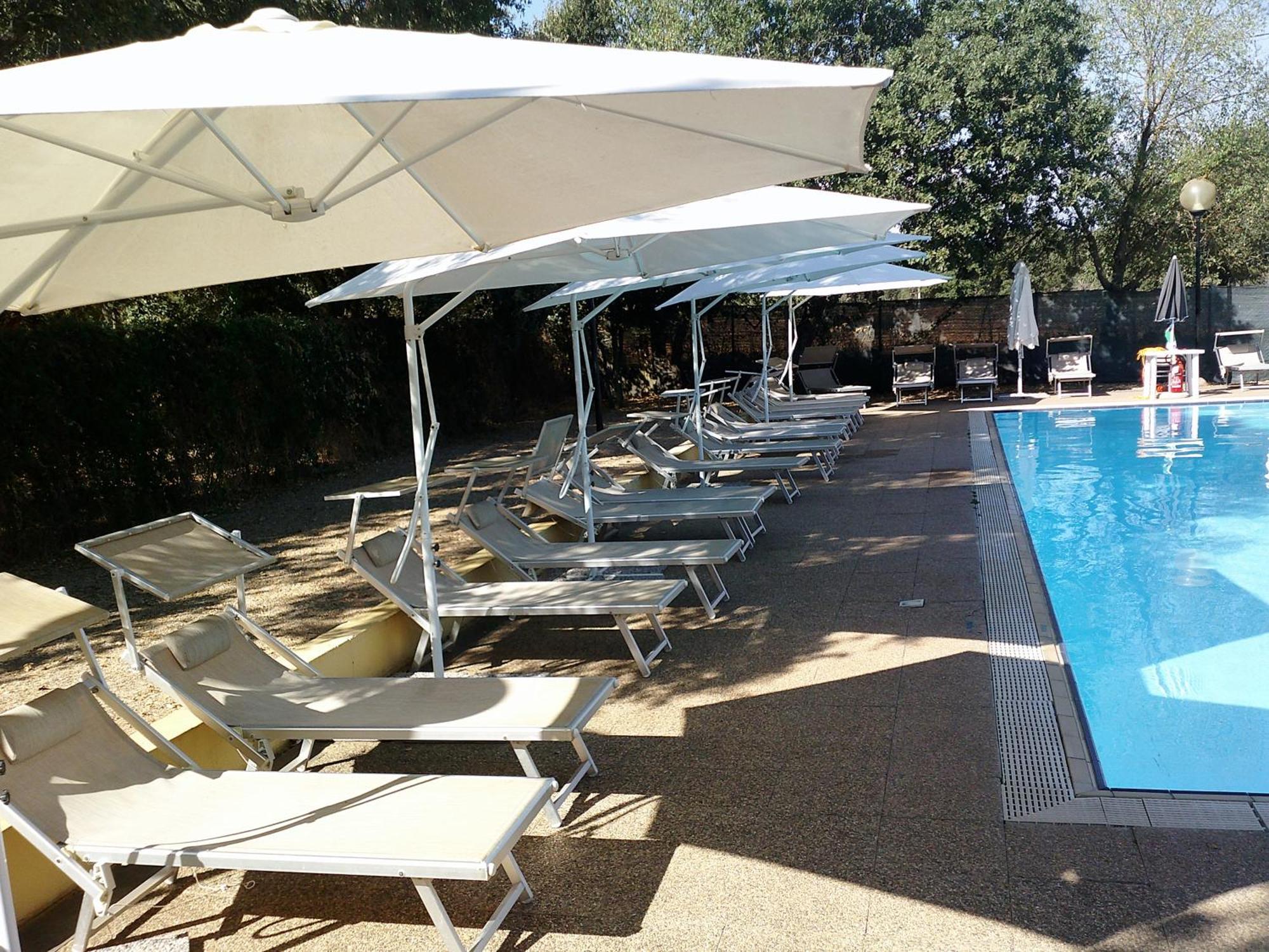Nuraghe Ruiu Camping & Bungalow Norbello Kültér fotó